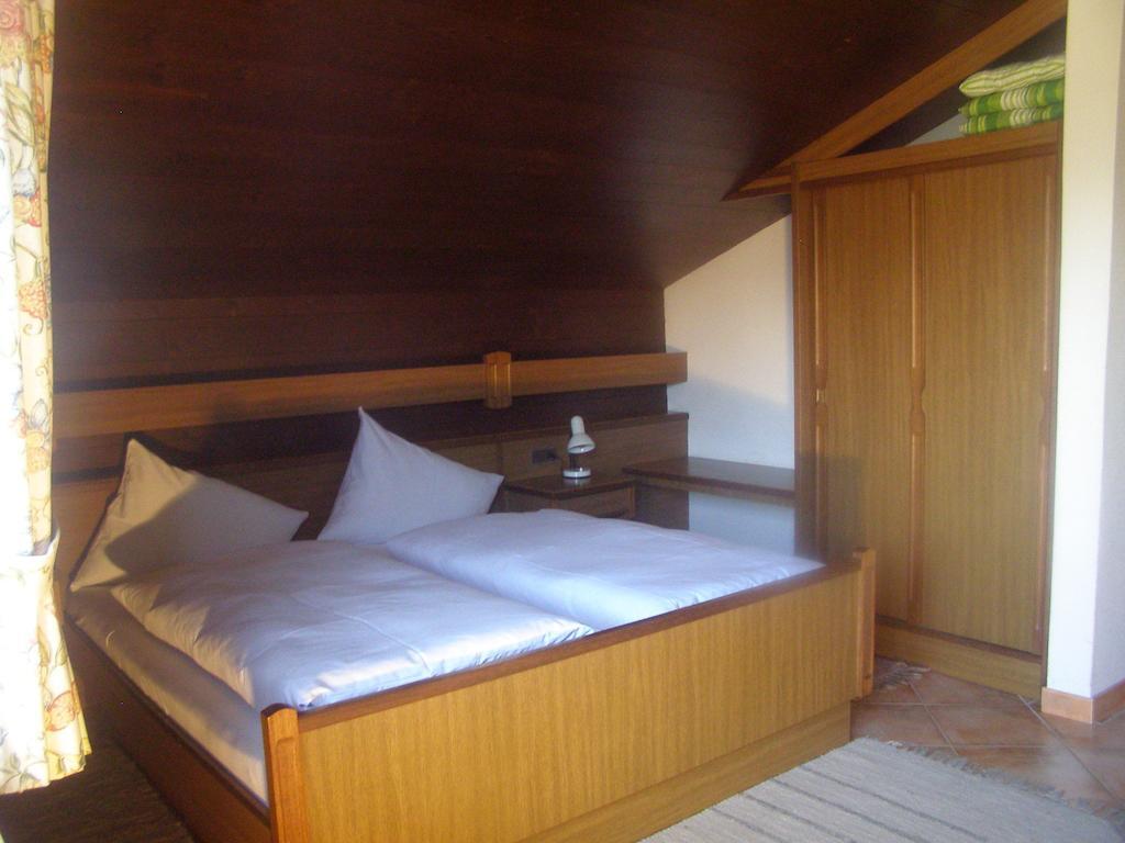 Haus Gschwendtner Hotel Pfarrwerfen Room photo